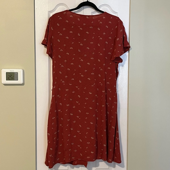 AEO Red Dress with Front Buttons - Picture 4 of 6